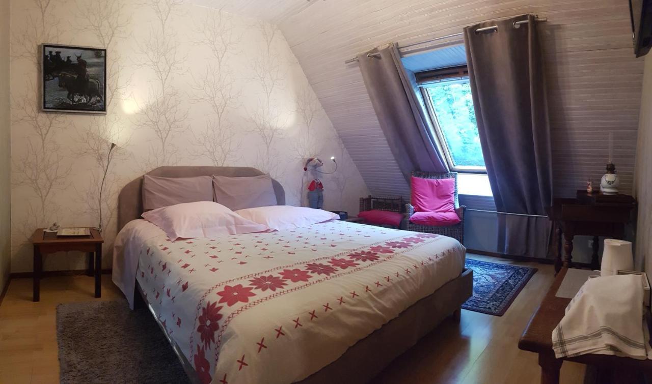 Chambres D'Hotes Thelus Memorial Canadien 외부 사진